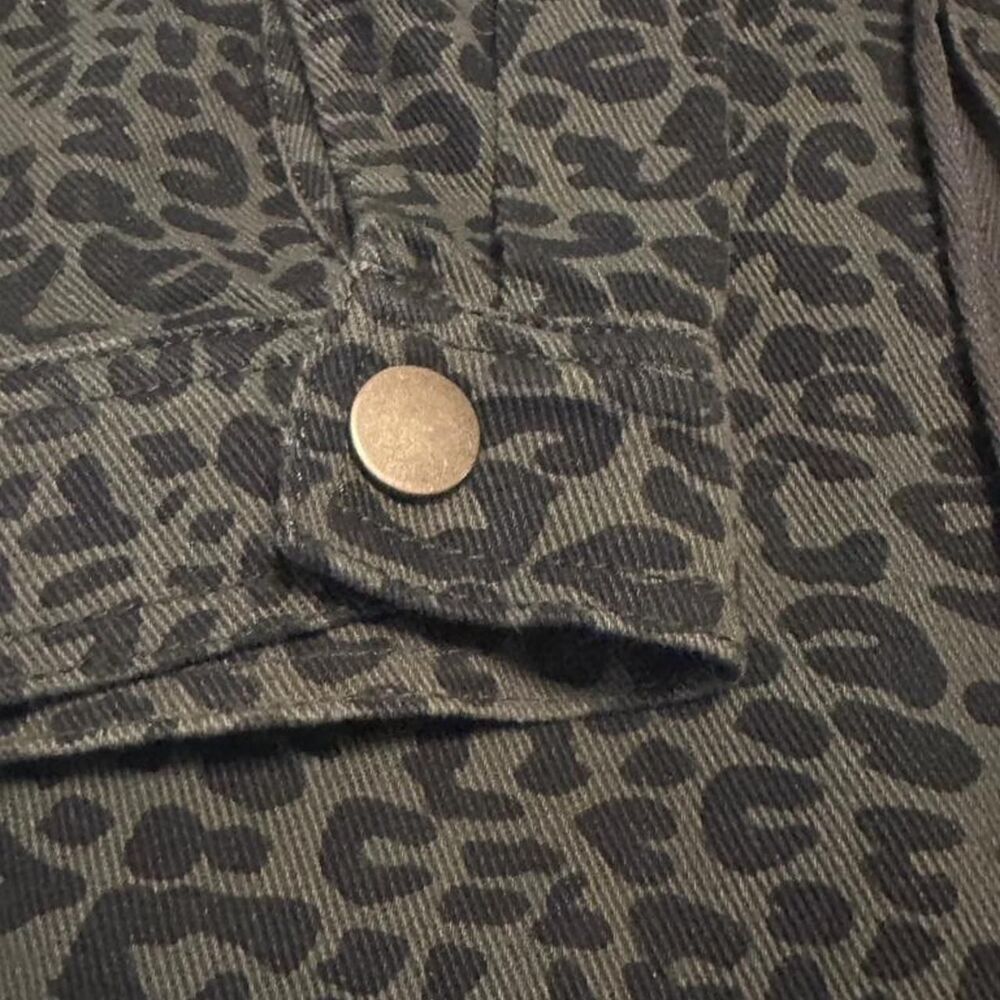 Unbranded Women's Green and Black Jacket - Picture 5 of 8
